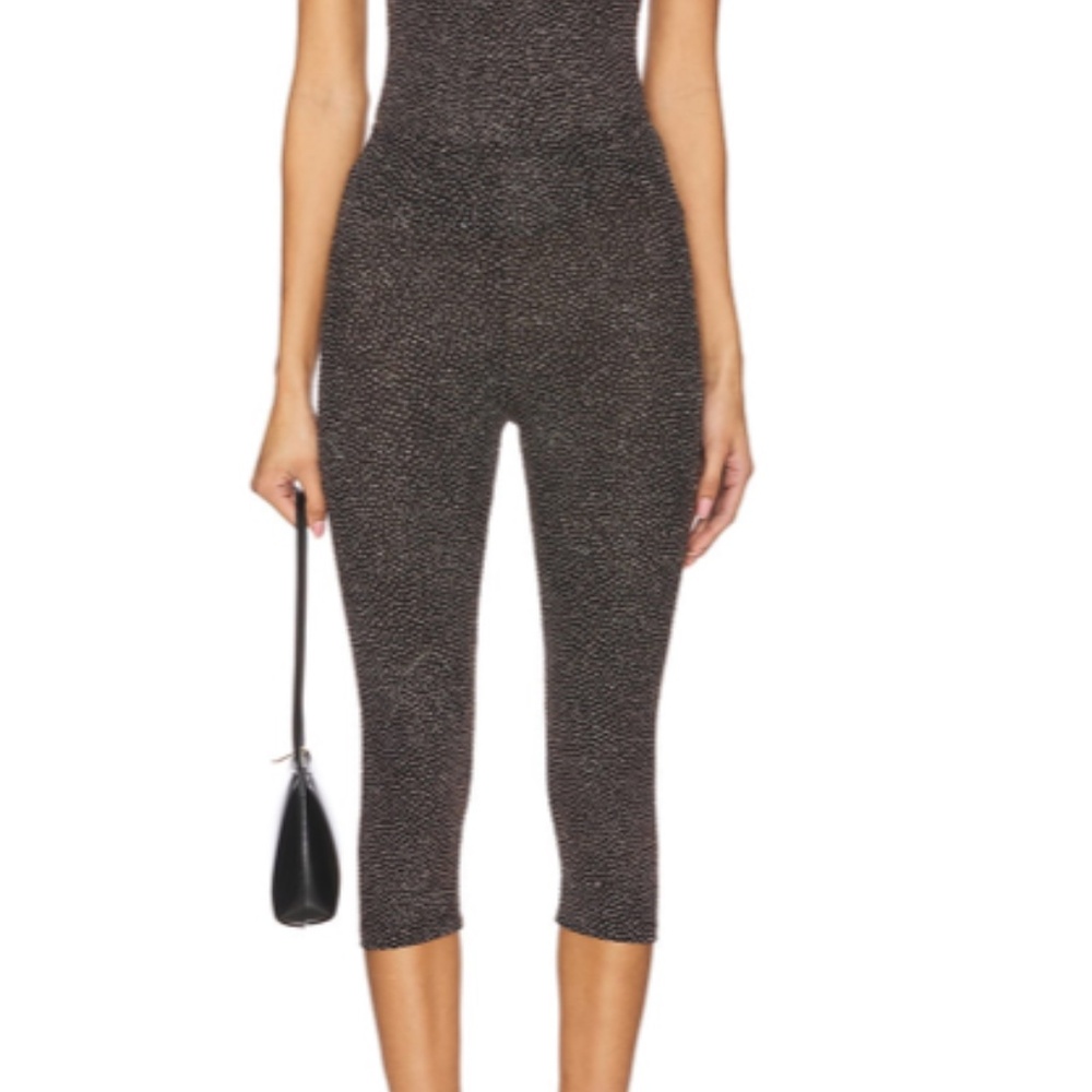 Beaufille Black and Gold Cassia Capri Leggings